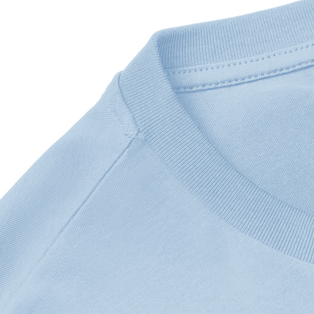 The garden chair, blue on blue