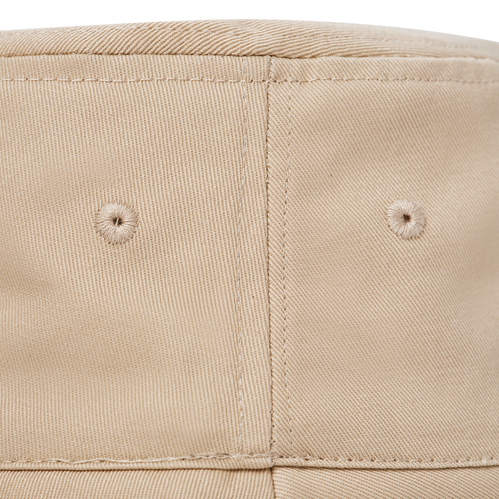 The garden chair, blue on bucket hat