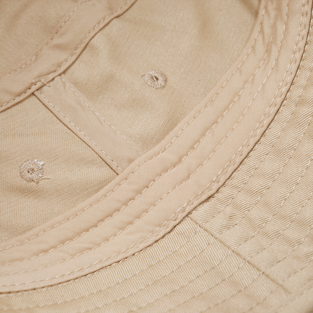 The garden chair, blue on bucket hat