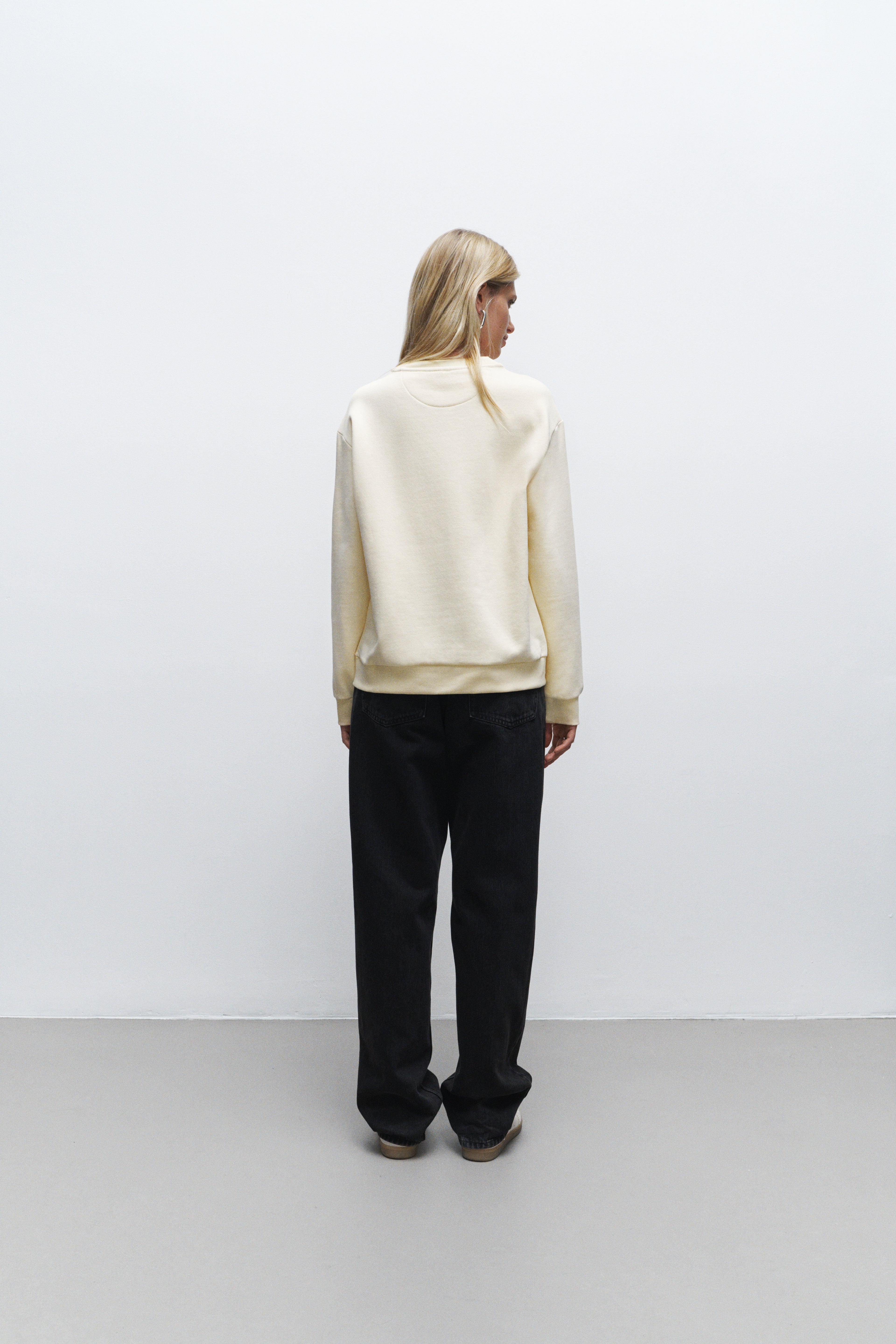 The christmas evening, yellow on yellow