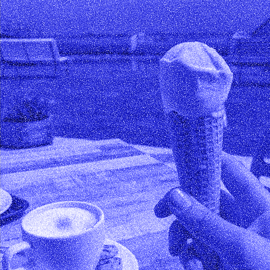 The garden chair, blue on bucket hat